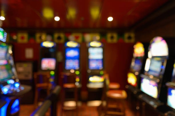 Casino Hold'em live dealer table on kayaraya mobile showing dealer video feed and player cards